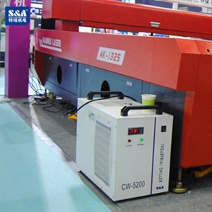 機械主軸怎么選配特域冷水機？