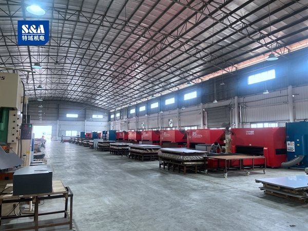 揭秘特域冷水機(jī)背后的力量：鈑金加工工廠全覽
