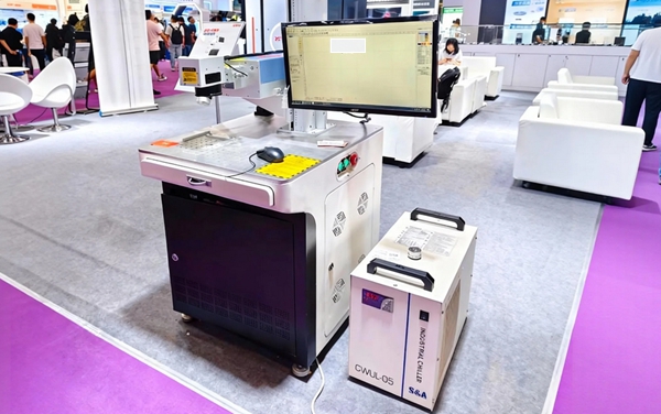 特域激光打標(biāo)機(jī)冷水機(jī)