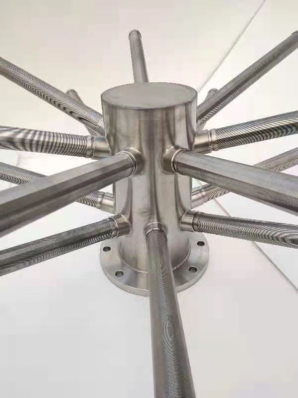 Resin Traps and Water Distributor Header Assembly 