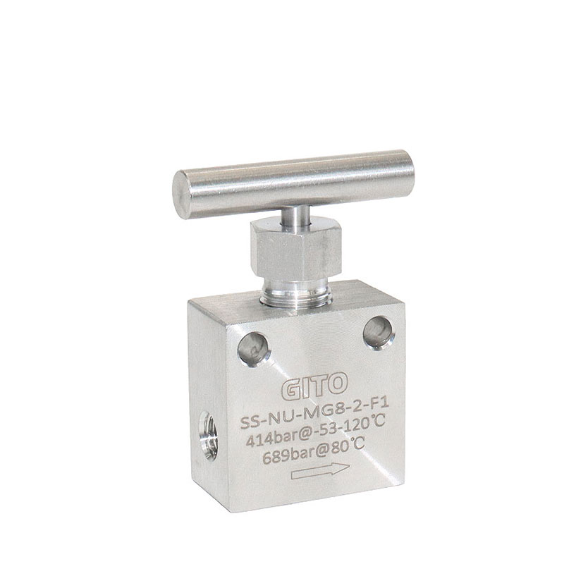 Ultra-high pressure small needle valve