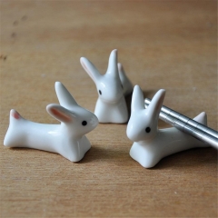 1 Pc Cute Rabbit Design Ceramic Chopsticks Holders Practical Chopsticks Holder Stand Creative Home Kitchen Tableware