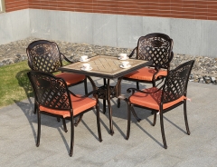 French Romantic Style Cast Aluminum Table With Chairs
