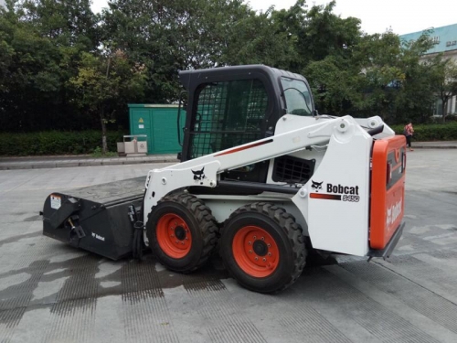 山猫s450属于滑移装载机