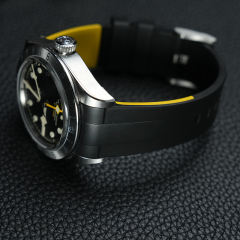 维瑞亚橡胶表带适用于帝舵碧湾专业型M79470 39mm