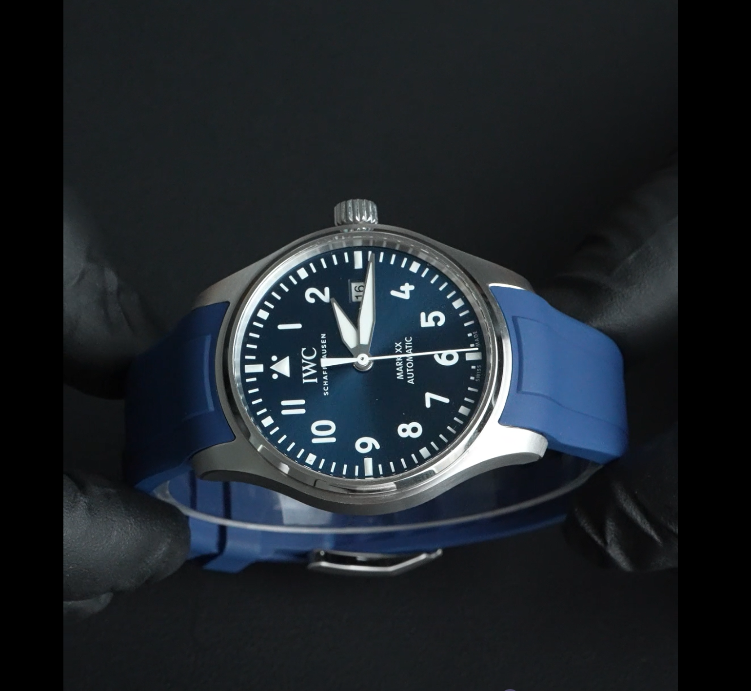 维瑞亚橡胶表带适用于IWC万国马克二十