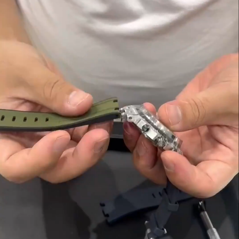 【双色】维瑞亚橡胶表带适用于爱彼皇家橡树离岸潜水 42mm 15710.15703.26703