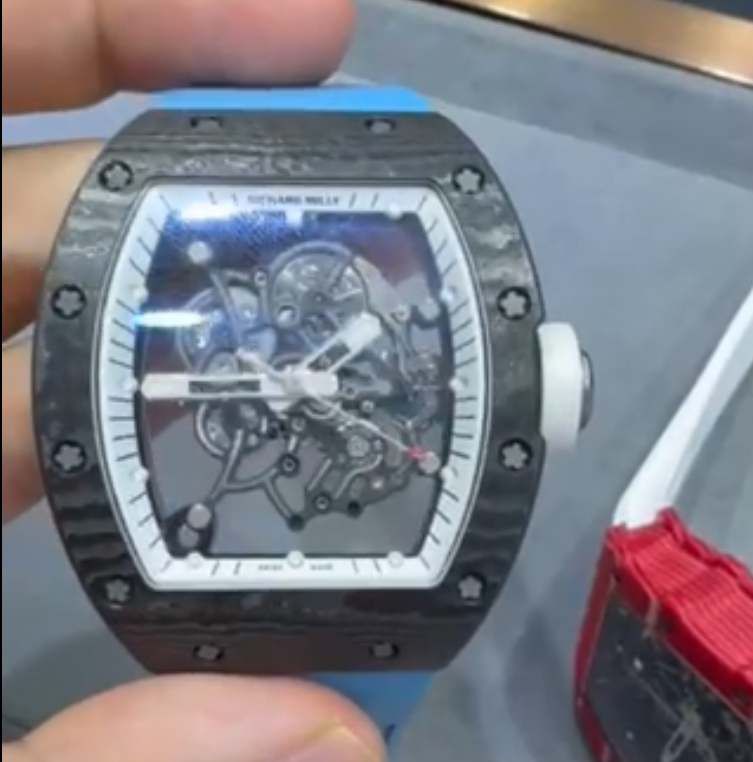 维瑞亚橡胶表带适配RM055