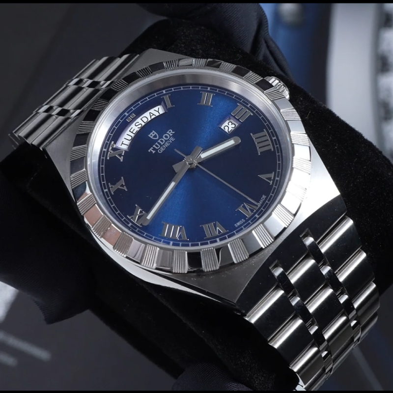 适用于帝舵皇家41mm 适配表款：M28600