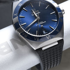 维瑞亚橡胶表带适用于OMEGA星座系列41mm折叠扣款