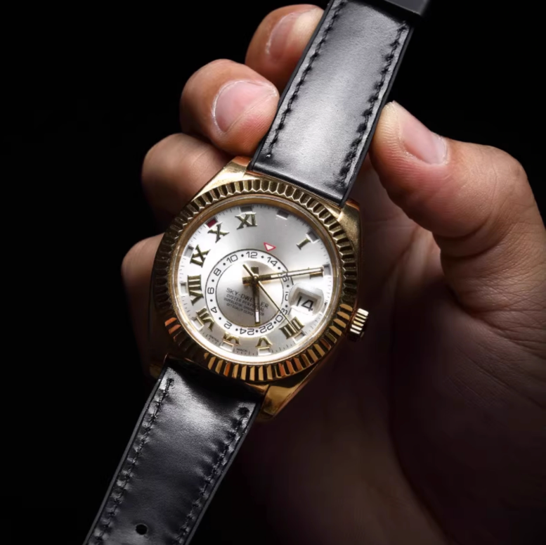 优质的美国进口霍尔文Horween马臀皮间胶表带 搭配维瑞亚针扣