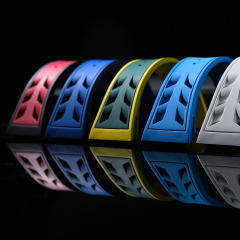 维瑞亚橡胶表带适用于RM067-02