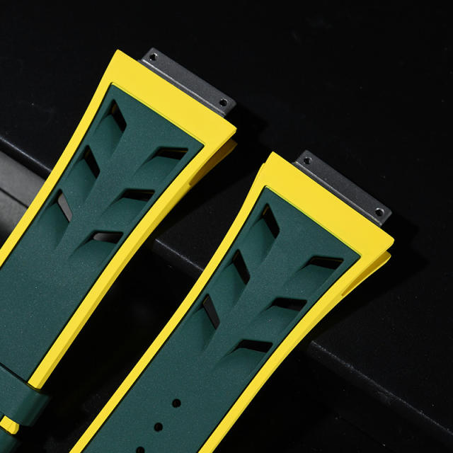 维瑞亚橡胶表带适用于RM067-02