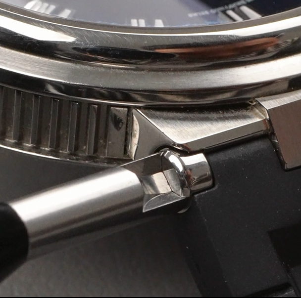 维瑞亚 橡胶表带适用于宝玑航海MARINE系列 5517