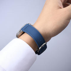 维瑞亚橡胶表带适用于伯爵POLO 42MM 三针款