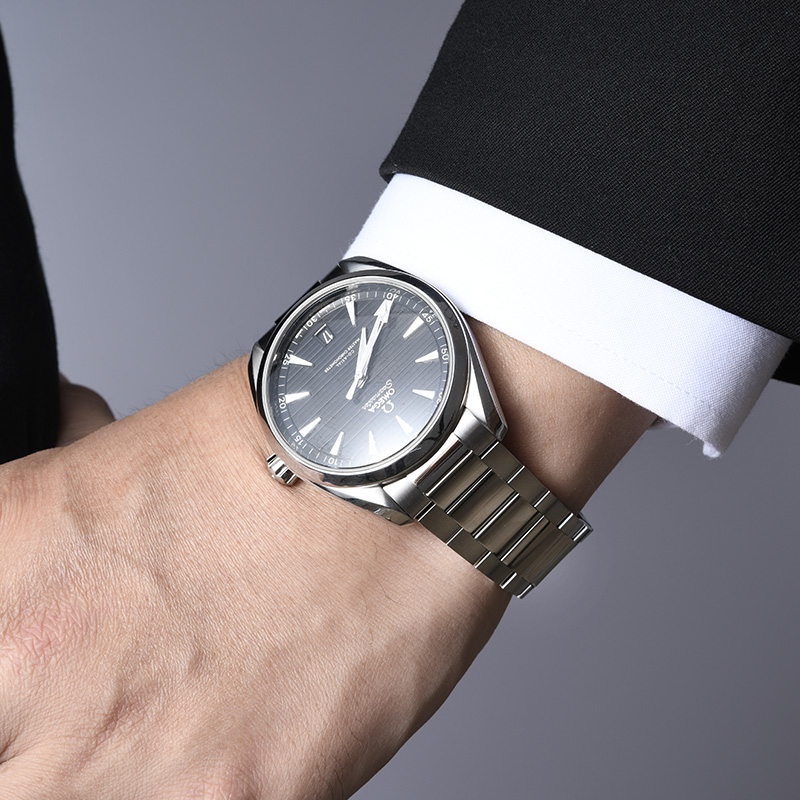 维瑞亚 不锈钢表带 适用于OMEGA欧米茄 新款海马150m 6点日历窗