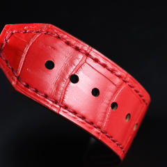 维瑞亚鳄鱼皮表带适用于宇舶经典融合42表径