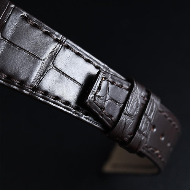 维瑞亚鳄鱼皮表带适用于AP皇家橡树离岸37mm 15450or金壳皮带款