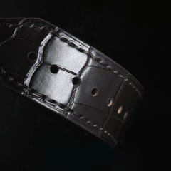 维瑞亚鳄鱼皮表带适用于宇舶经典融合45mm 511/521