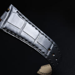 维瑞亚鳄鱼皮表带适用于AP皇家橡树离岸37mm 15300or金壳皮带款