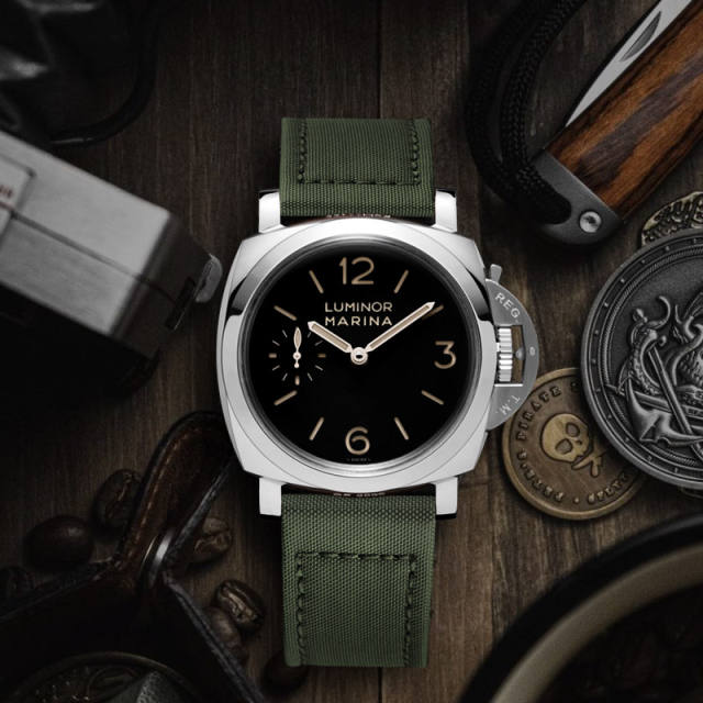 【限量版50个】维瑞亚 防水尼龙帆布表带适用于沛纳海47mm表径