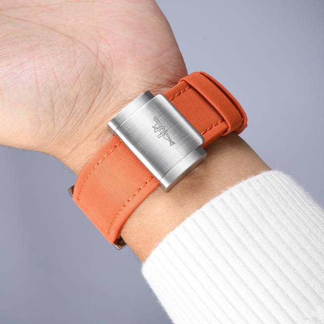 【限量版50个】维瑞亚 防水尼龙帆布表带适用于沛纳海47mm表径