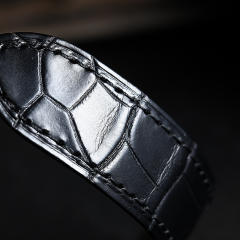 维瑞亚美洲鳄鱼皮表带适用于卡地亚卡历博42mm  W7100037