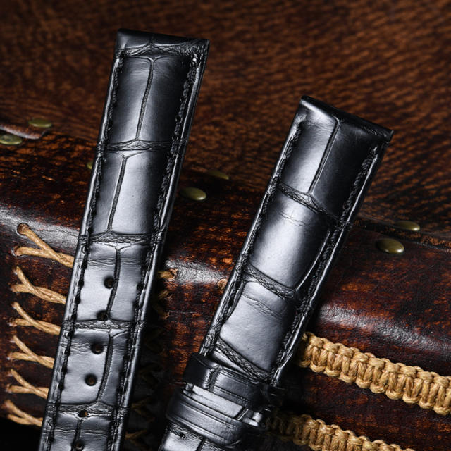 维瑞亚美洲鳄鱼皮表带适用于卡地亚坦克 W5200002