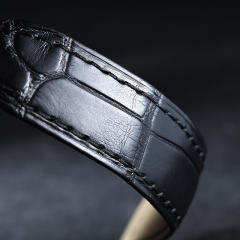 维瑞亚美洲鳄鱼皮表带适用于卡地亚坦克 WSTA0030