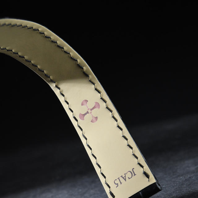 维瑞亚美洲鳄鱼皮表带适用于卡地亚坦克 WSTA0030