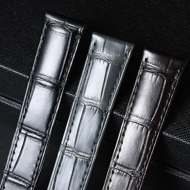 维瑞亚美洲鳄鱼皮表带适用于卡地亚坦克 WSTA0030