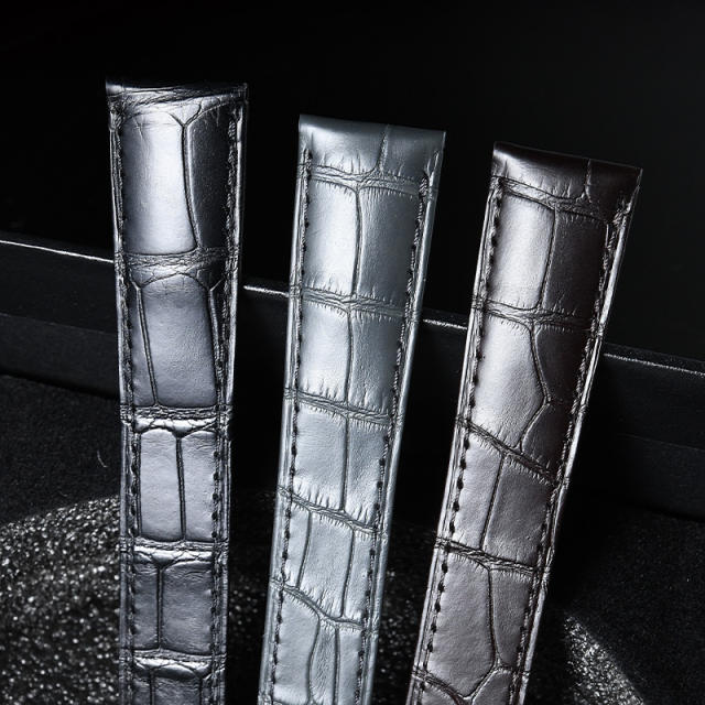 维瑞亚美洲鳄鱼皮表带适用于卡地亚坦克 WSTA0028