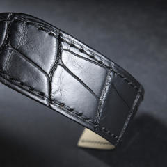 维瑞亚美洲鳄鱼皮表带适用于卡地亚坦克 W5330001