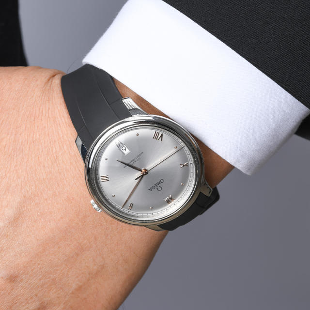 维瑞亚橡胶表带适用于OMEGA蝶飞40mm 434.10.40.20