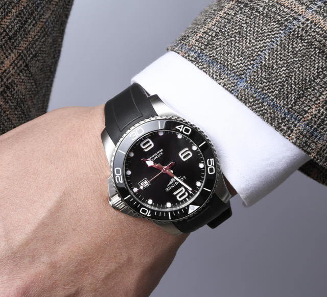 【单色新外观】维瑞亚橡胶表带适用于浪琴康卡斯41/43mm