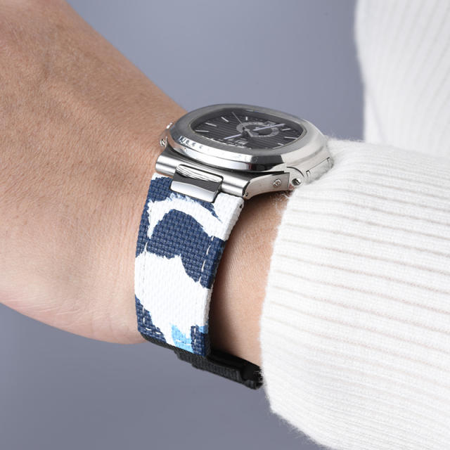 维瑞亚魔术贴帆布表带适用于鹦鹉螺5712/1A或5712/1R金属表带款