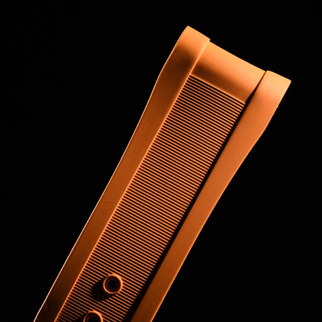 维瑞亚橡胶表带适用于OMEGA海马150M 43mm世界时