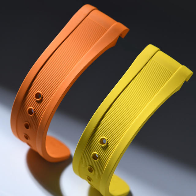 维瑞亚橡胶表带适用于OMEGA海马150M 43mm世界时