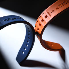 【单色新外观】维瑞亚橡胶表带适用于Omega新海马300(日历6点)