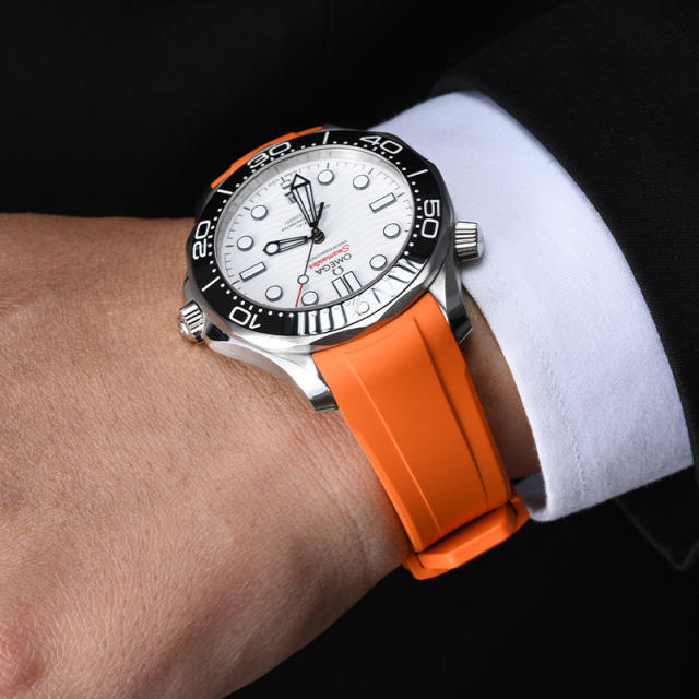 【单色新外观】维瑞亚橡胶表带适用于Omega新海马300(日历6点)