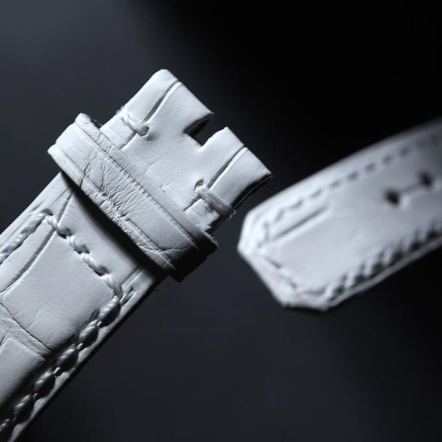 维瑞亚美洲鳄鱼皮表带适用于百达翡丽7010R