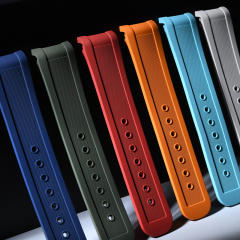 维瑞亚橡胶表带适用于欧米茄新海马300(日历6点位)折叠扣款