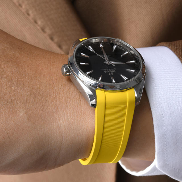 【新款】维瑞亚橡胶表带适用于新海马150米41mm日历6点位置