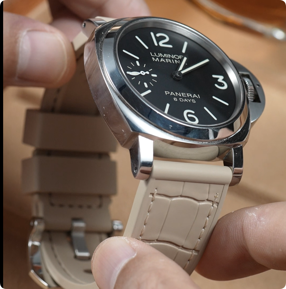 维瑞亚VAGENARI仿鳄鱼皮纹路橡胶表带适用于沛纳海Luminor 44mm