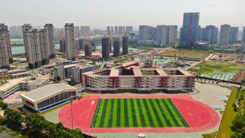 南京 塑胶跑道运动场地竣工