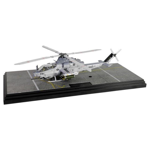 USMC AH-1Z Viper Attack Helicopter, 3rd Marine Aircraft Wing, MAG-39, HMLA-469 ‘Vengeance' , BuNo.168961