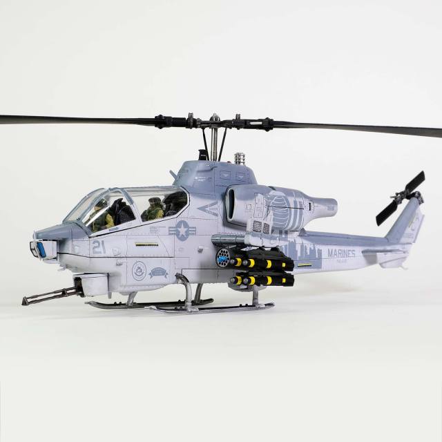 Bell AH-1W "Whiskey Cobra" U.S. Marine Corps Light attack helicopter (NTS exhaust nozzle) Squadron 167, "9/11 tribute", Camp Bastion, Afghanista, December