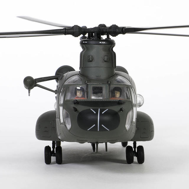 1/72 中国陆军波音CH -47SD 奇努克双旋翼重型直升机 中国陆军航空特战司令部空中突击运输营, 龙潭基地, 编号7305