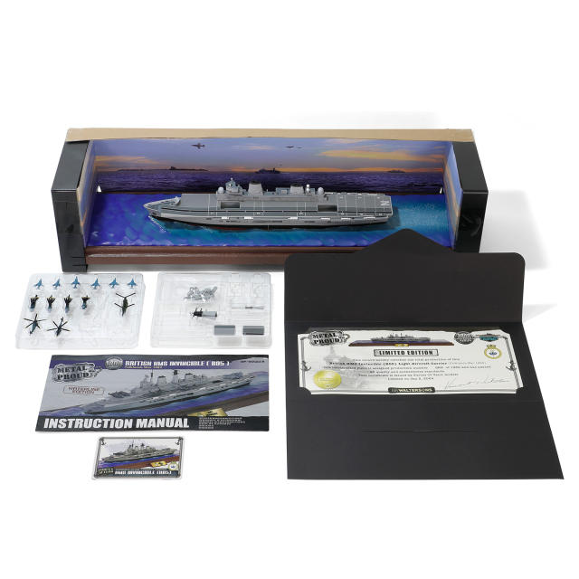 HMS Invincible(R05) Light Aircraft Carrier, Waterline edition Falklands War,1982