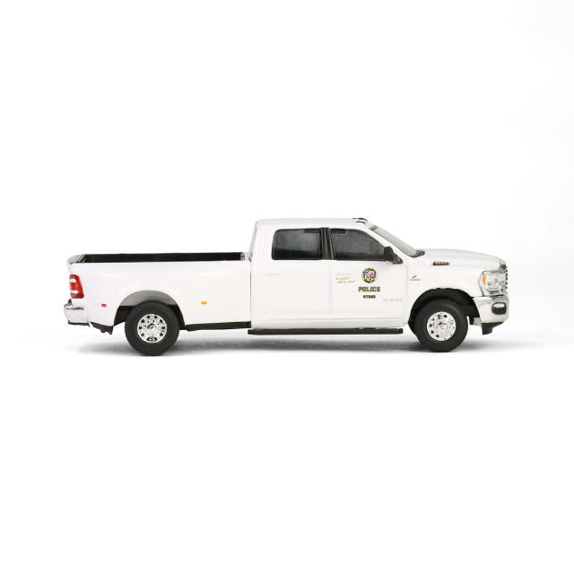 Ram 3500 Laramie Dually